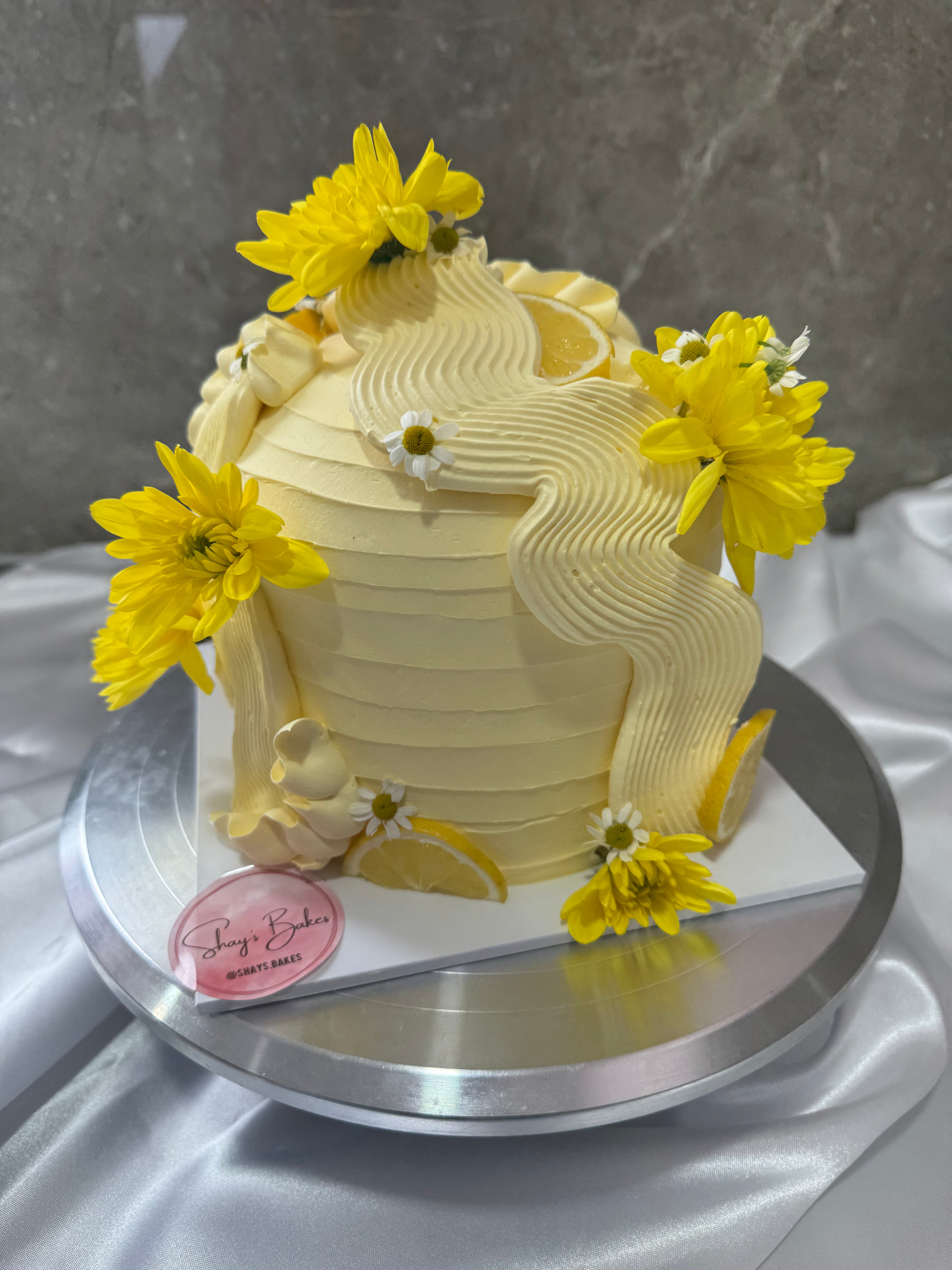 Yellow Flower Dome Cake